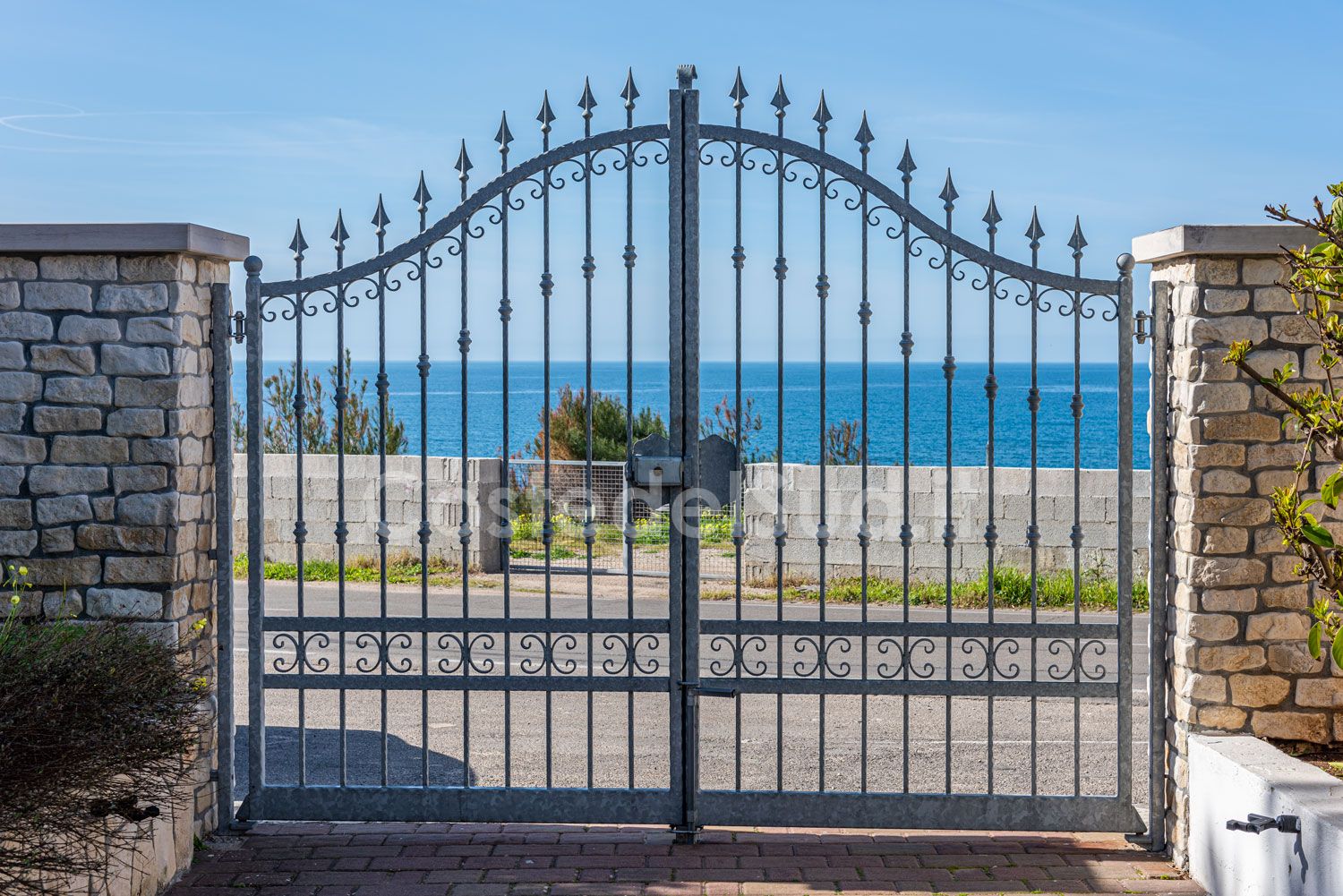 Giardino e vista mare