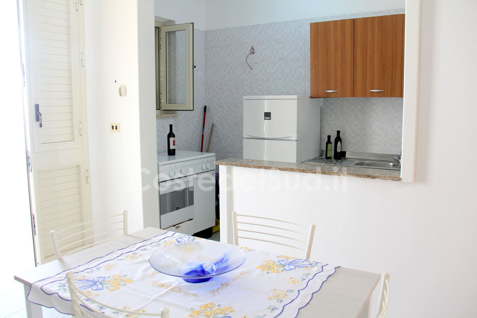 -ZONA PRANZO CON CUCININO