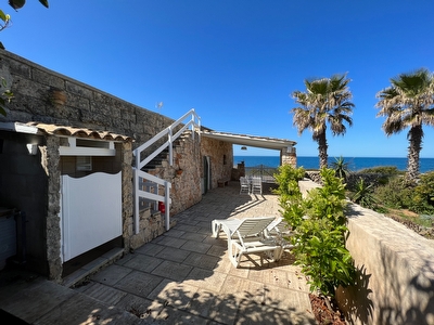Trullo Fronte Mare con Vista Mozzafiato Posto Rosso - Foto 8