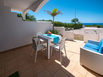 Nuovo Villino Fronte Mare Relax con 2 camere e 2 bagni Torre San Giovanni - Foto 4