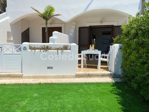 Villino Fronte Mare con Spiaggia Vicina Torre San Giovanni