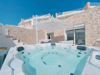 Appartamento con ampi spazi esterni e piscina Jacuzzi Santa Maria di Leuca - Foto principale