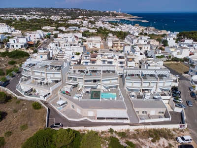 Appartamento con ampi spazi esterni e piscina Jacuzzi Santa Maria di Leuca - Foto 3