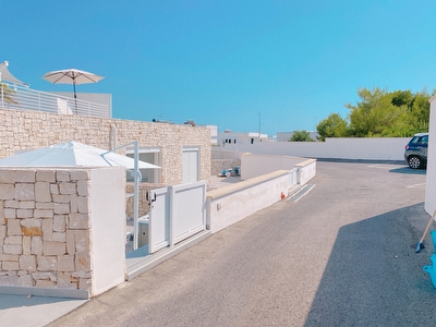 Appartamento con ampi spazi esterni e piscina Jacuzzi Santa Maria di Leuca - Foto 8