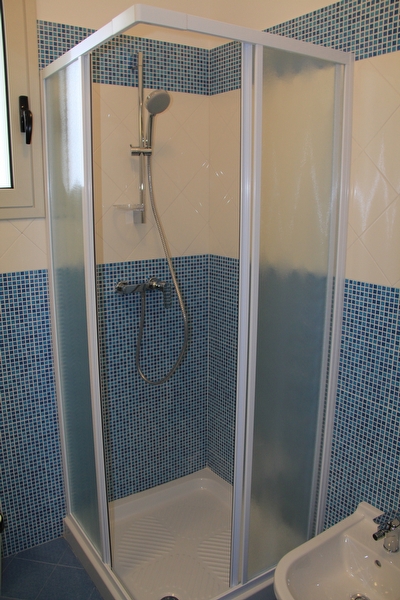 appartamento piano terra con parcheggio privato mare e passeggio a piedi. Torre San Giovanni - Foto 25