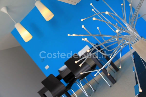 appartamento piano terra con parcheggio privato mare e passeggio a piedi. Torre San Giovanni