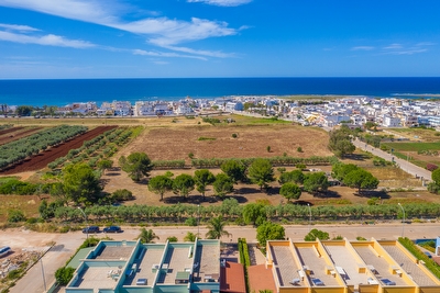 Villetta nuovissima con mare di sabbia e passeggio vicini. Torre Pali - Foto 29