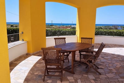 Villa di nuova costruzione a pochi passi dalla Spiaggia Torre Pali - Foto 3