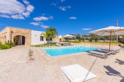 Villa con piscina esclusiva con mare e passeggio nelle vicinanze. Torre Pali - Foto principale