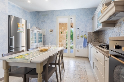 Villa con piscina esclusiva con mare e passeggio nelle vicinanze. Torre Pali - Foto 19