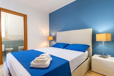 Casa con sabbia e passeggio pochi metri. Lido Marini - Foto 24