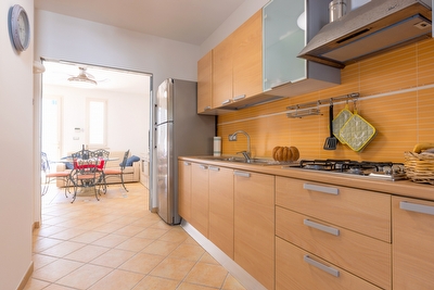 Casa con sabbia e passeggio pochi metri. Lido Marini - Foto 9