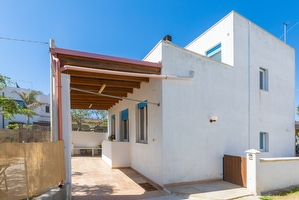 Villetta indipendente immersa nel verde con mare fronte casa Torre San Giovanni - Foto 5