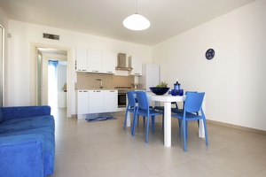 Appartamento primo piano con annessa suite mare a piedi. Torre San Giovanni - Foto 4