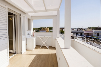 Appartamento primo piano con annessa suite mare a piedi. Torre San Giovanni - Foto 21