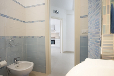 Seminterrato di pregio 2 bagni col mare a pochi passi. Torre San Giovanni - Foto 14