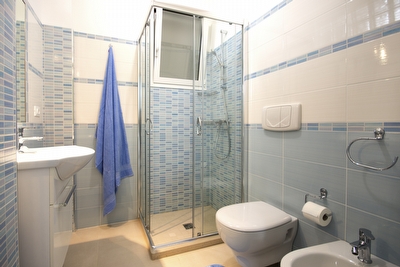 Seminterrato di pregio 2 bagni col mare a pochi passi. Torre San Giovanni - Foto 15