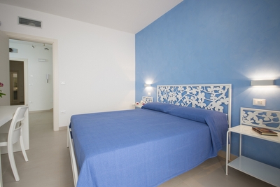 Seminterrato di pregio 2 bagni col mare a pochi passi. Torre San Giovanni - Foto 18