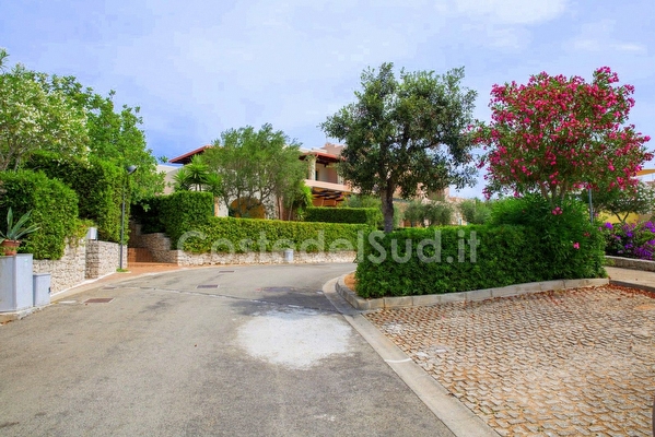 Villa vista mare immersa nel verde e relax assicurato. Santa Cesarea Terme