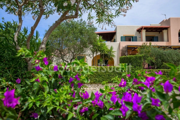 Villa vista mare immersa nel verde e relax assicurato. Santa Cesarea Terme