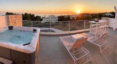 Appartamento con vista mare e vasca idromassaggio in terrazza. Santa Maria di Leuca - Foto principale