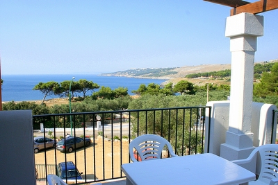 Villino con terrazza allestita e vista mare mozzafiato. Santa Cesarea Terme - Foto 17