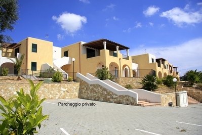 Villino con terrazza allestita e vista mare mozzafiato. Santa Cesarea Terme - Foto 3