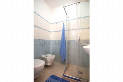 Appartamento piano primo con annessa suite mare a piedi. Torre San Giovanni - Foto 11