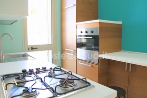 Appartamento ben arredato con attico mare vicino e parcheggio privato. Torre San Giovanni - Foto 11