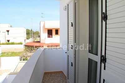 Appartamento ben arredato con attico mare vicino e parcheggio privato. Torre San Giovanni - Foto 24