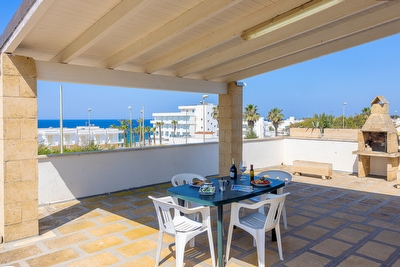 Attico vista mare con spiaggetta vicina. Torre San Giovanni - Foto 4