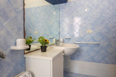 Appartamento comodo e spazioso con spiaggetta sabbiosa a pochi metri. Torre San Giovanni - Foto 24