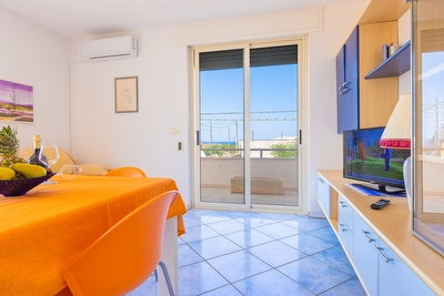 Appartamento comodo e spazioso con spiaggetta sabbiosa a pochi metri. Torre San Giovanni - Foto 7