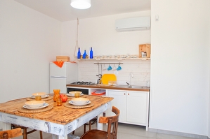 Nuovo appartamento ampi spazi esterni ben arredato con mare a piedi. Torre San Giovanni - Foto 10