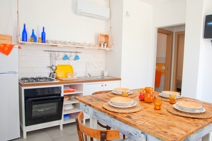 Nuovo appartamento ampi spazi esterni ben arredato con mare a piedi. Torre San Giovanni - Foto 11