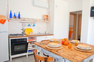 Nuovo appartamento ampi spazi esterni ben arredato con mare a piedi. Torre San Giovanni - Foto 11