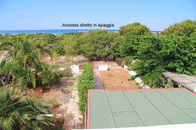 Villetta sulla spiaggia indipendente con giardino Torre San Giovanni - Foto principale