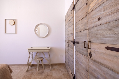 Appartamento in centro con posto auto e ampi spazi esterni. Torre San Giovanni - Foto 19