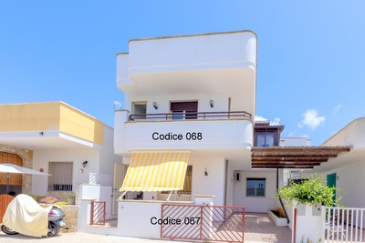 Appartamento comodo, economico con mare vicino. Torre San Giovanni - Foto 2