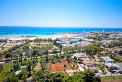 Villetta indipendente ampi spazi esterni e spiaggia sabbiosa a piedi. Torre San Giovanni - Foto 28