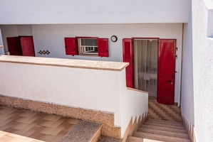 Villetta con ampi spazi esterni e spiagge sabbiose vicinissime. Pescoluse - Foto 5