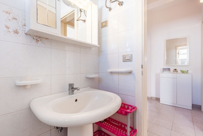 Villetta con ampi spazi esterni e spiagge sabbiose vicinissime. Pescoluse - Foto 19