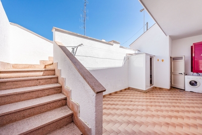 Villetta con ampi spazi esterni e spiagge sabbiose vicinissime. Pescoluse - Foto 6