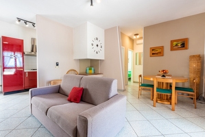 Villino immerso nel verde a pochi metri dal mare. Torre San Giovanni - Foto 10