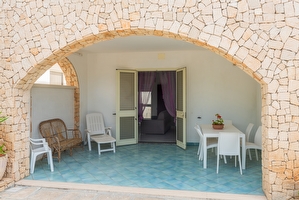 Villino immerso nel verde a pochi metri dal mare. Torre San Giovanni - Foto 8