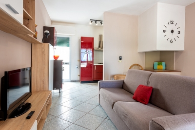 Villino immerso nel verde a pochi metri dal mare. Torre San Giovanni - Foto 11