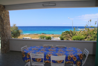 Villino fronte mare con terrazzo belvedere. Torre San Giovanni - Foto 3