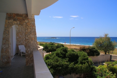 Villino fronte mare con terrazzo belvedere. Torre San Giovanni - Foto 4