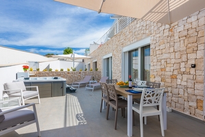 Appartamento con ampi spazi esterni e vasca idromassaggio (Jacuzzi). Santa Maria di Leuca - Foto 6