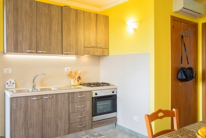 Attico vista mare sei posti letto  terrazzo con portico. Torre Pali - Foto 12